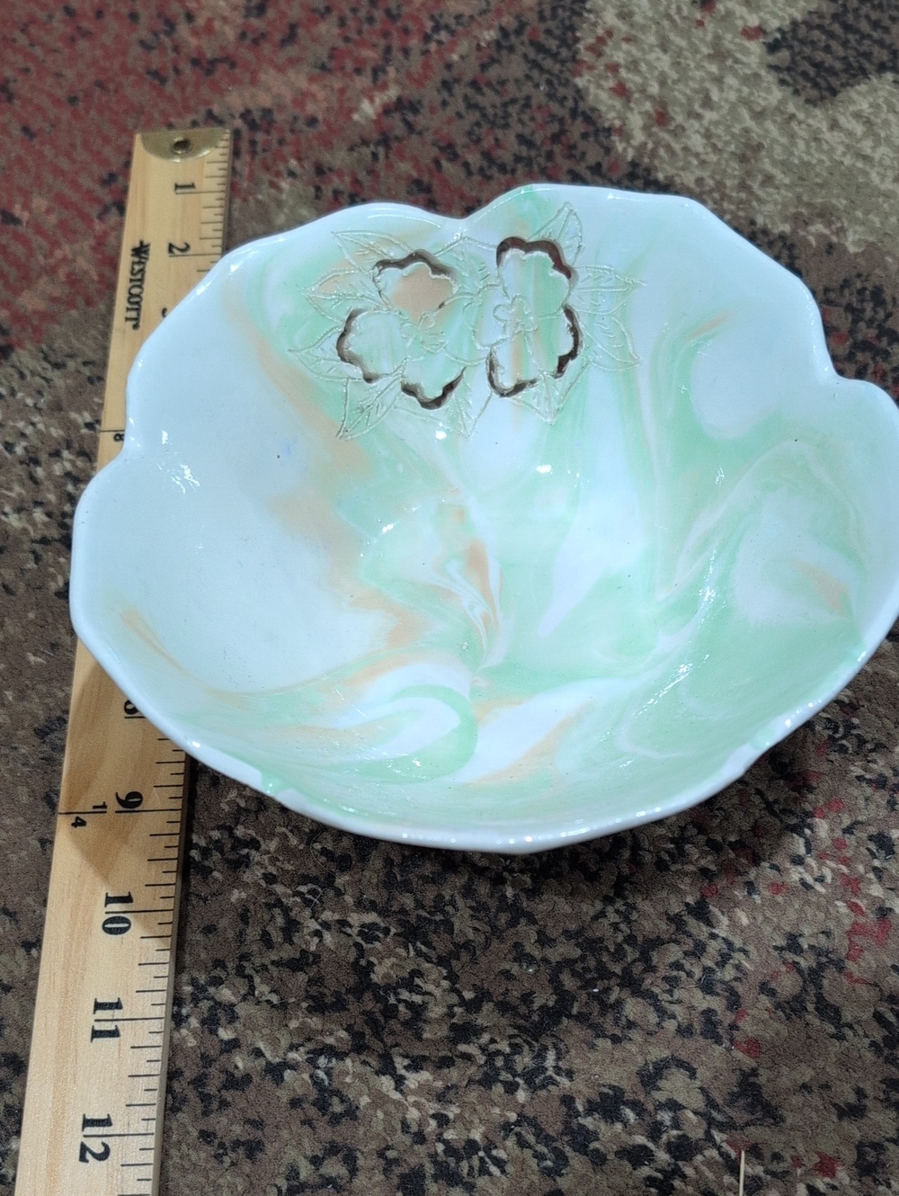 Hand-Painted Swirl Ceramic Decorative Bowl in Mint Green